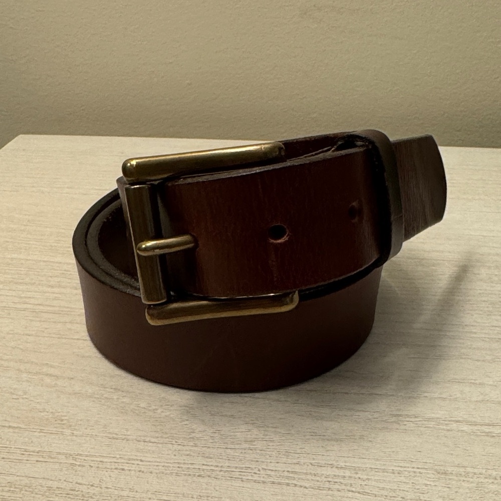 Fox Creek Chestnut Brown Leather Belt w/ Antique Brass Buckle EUC Size 38